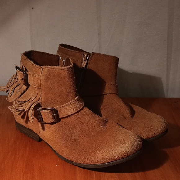 Minnetonka Brown Suede Ankle Boots Size 8 - Picture 1 of 15